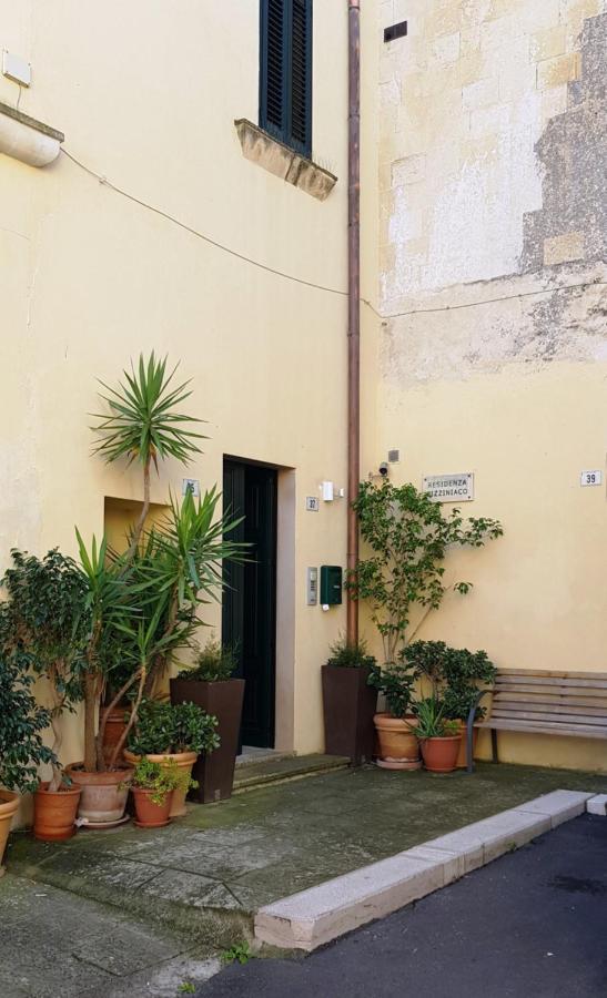 B&B Residenza Pizziniaco Lecce Exterior photo