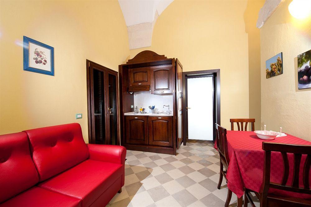 B&B Residenza Pizziniaco Lecce Exterior photo