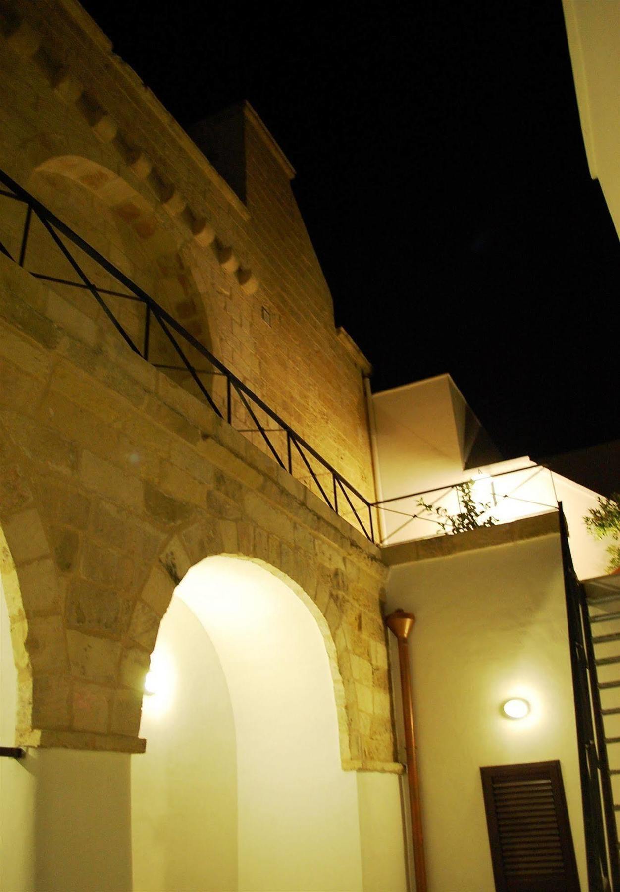 B&B Residenza Pizziniaco Lecce Exterior photo